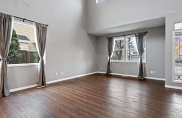 Happy Valley 4 Bedroom Home Gallery 3