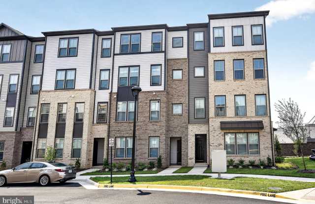 20957 BLUEBIRD Square photos photos