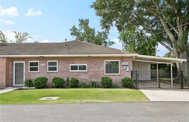 622 HOUMA Boulevard photos photos