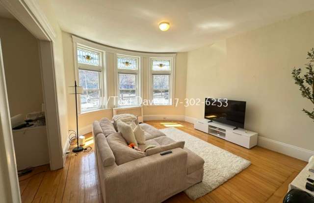 1822 Beacon St. - 1822 Beacon Street, Brookline, MA 02445