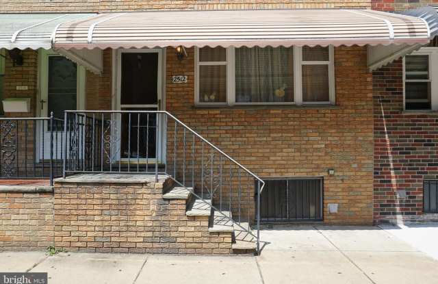 2512 S 11TH STREET Gallery 3