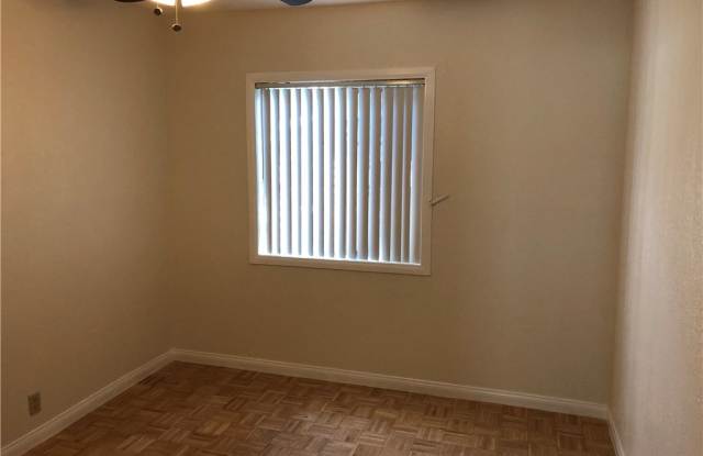 6649 San Vincente Street Gallery 4
