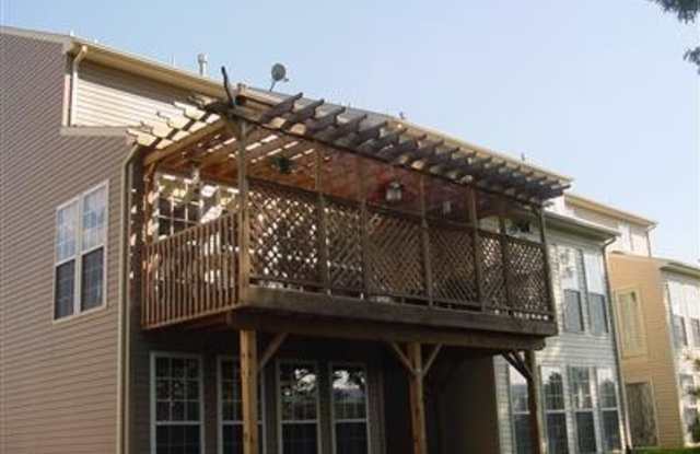 4031 Clubhouse Court Gallery 2