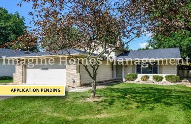 6746 Duneden Avenue - 6746 Duneden Avenue, Solon, OH 44139
