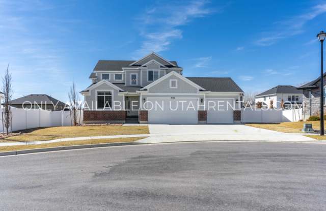 3153 N Park Ridge Dr - 3153 North Parkridge Drive, Lehi, UT 84043