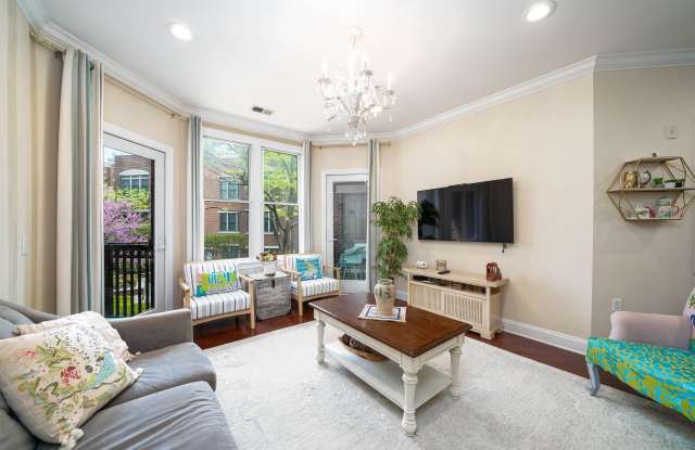 126 DUDLEY ST - 126 Dudley Street, Jersey City, NJ 07302