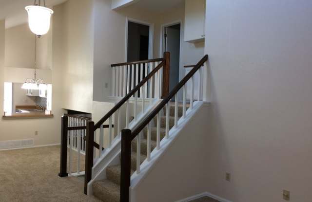 9194 Hickory Circle Gallery 4