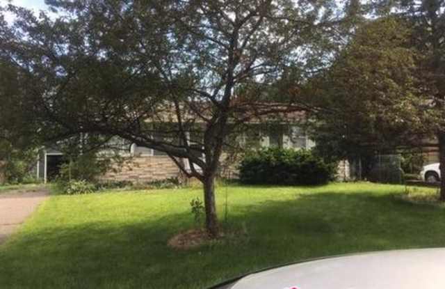 8115 32nd Plaza N - 8115 32nd Pl N, Crystal, MN 55427