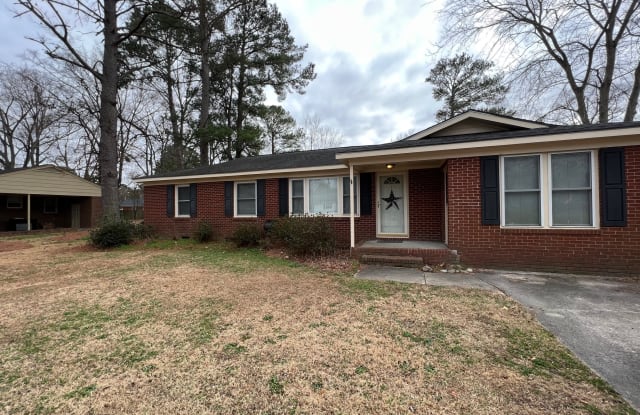 2604 Crockett Drive - C - 2604 Crockett Drive, Greenville, NC 27858