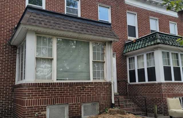 3222 ELLERSLIE Avenue photos photos