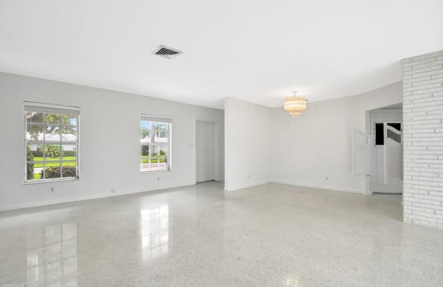 1155 SW 13th St - 1155 Southwest 13th Street, Boca Raton, FL 33486