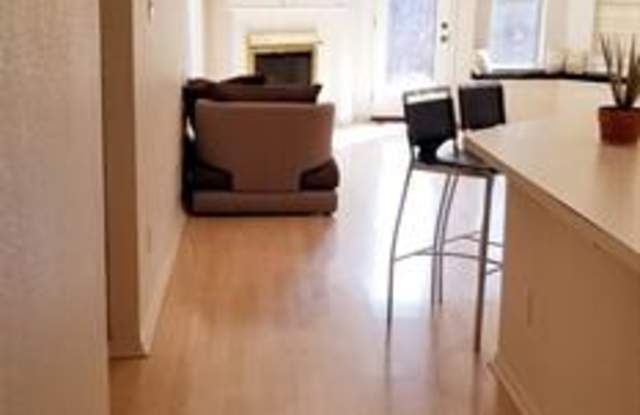 10907 Red Cedar Drive Gallery 4
