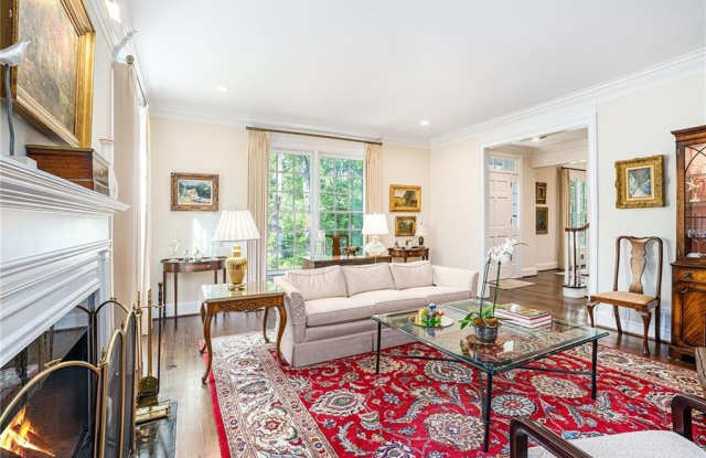 575 Peachtree Battle Avenue NW Gallery 3