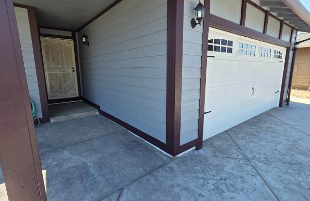 616 Placer Lane Gallery 3
