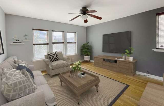 2238 W Wilson Gallery 2