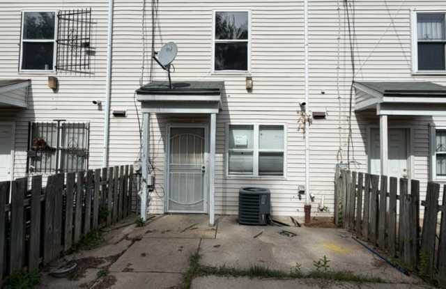 1618 West Diamond street - 1 Gallery 1
