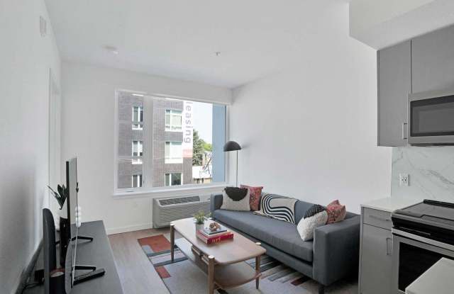 Denizen Gallery 2