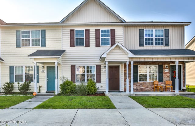 3009 Banister Loop - 3009 Banister Loop, Jacksonville, NC 28546