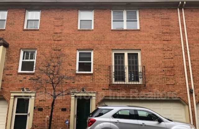 527 West 20th Street - 1 photos photos