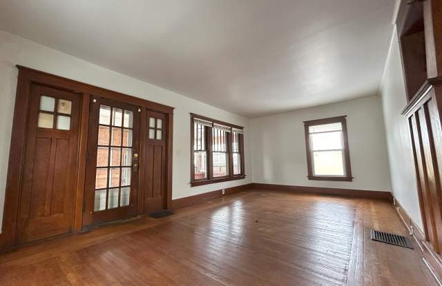 525 Capital Avenue Southwest Gallery 2