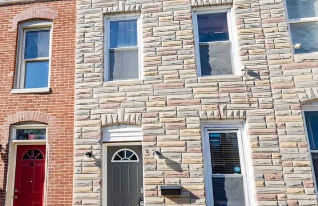 Charming 2Bed/2.5 Bath in South Baltimore Neighborhood - 32 East Barney Street, Baltimore, MD 21230