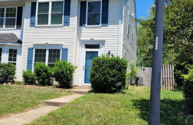 22096 SAINT INIGOES Court photos photos