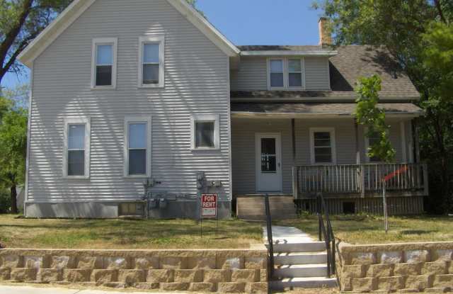 1117 1/2 Crooks Ave photos photos