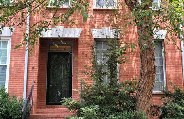 634 Princess Anne Road W Gallery 2
