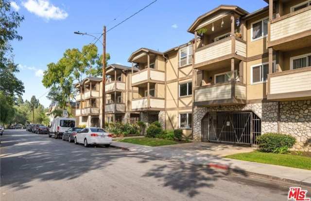 2925 E Spaulding St unit: 307 photos photos