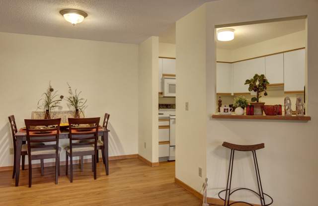 Town Centre Apartments Gallery 4