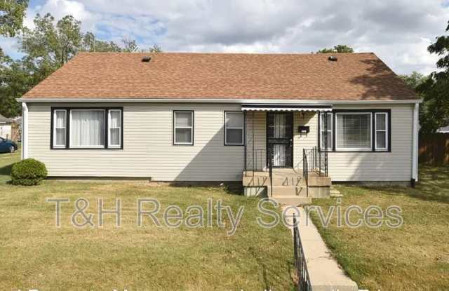 617 South Mickley Avenue Gallery 1