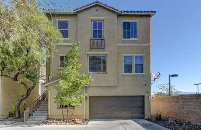 MUST SEE 2BDRM WITH A DEN! photos photos
