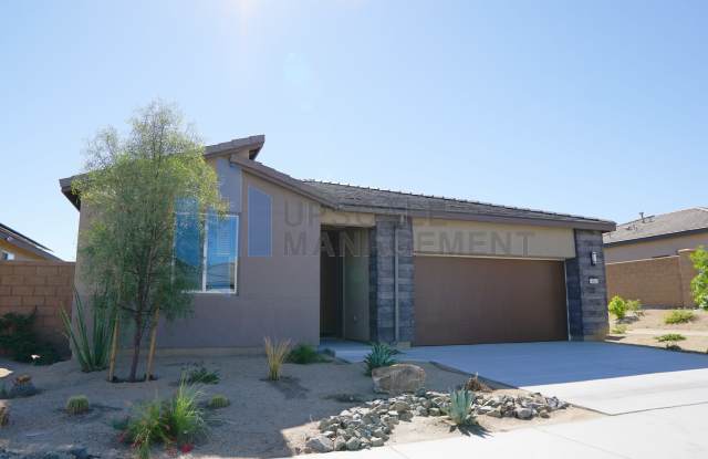 74920 Trousadale Drive Gallery 2