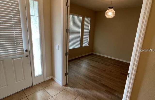 4939 SOUTHLAWN AVENUE Gallery 2