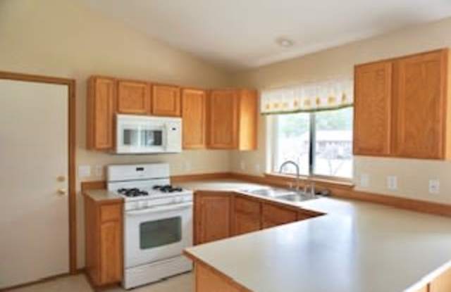 2646 East Thomas Hill Drive Gallery 2