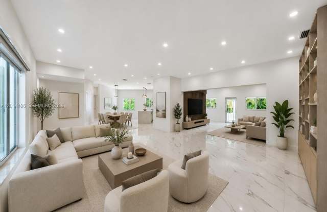 711 Sunset Dr photos photos