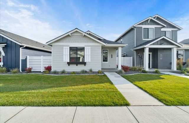 3000 North Corvus Street - 3000 North Corvus Street, Post Falls, ID 83854
