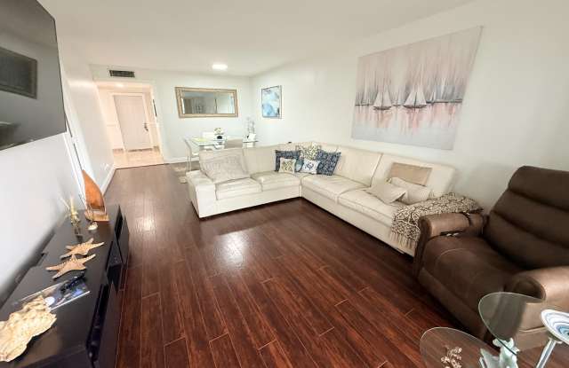 2601 S COURSE Drive Gallery 2