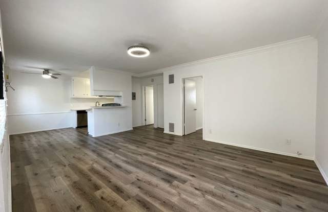 15114 Dickens Street photos photos 15114 Dickens Street photos photos