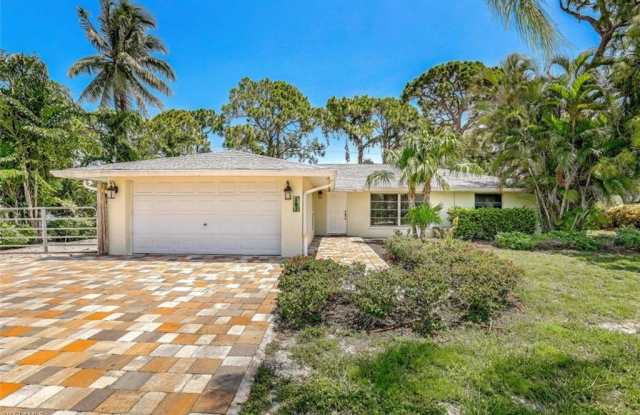 181 7th St lot: 11 photos photos