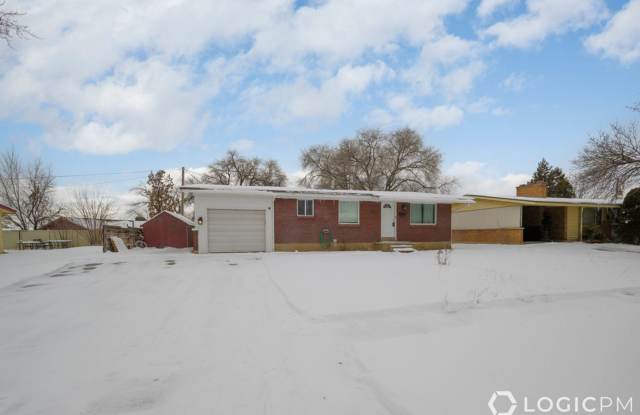 Stunning Single Family Home In Excellent Location! photos photos