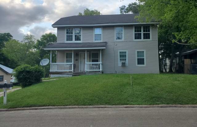 406 West Abbey Street photos photos