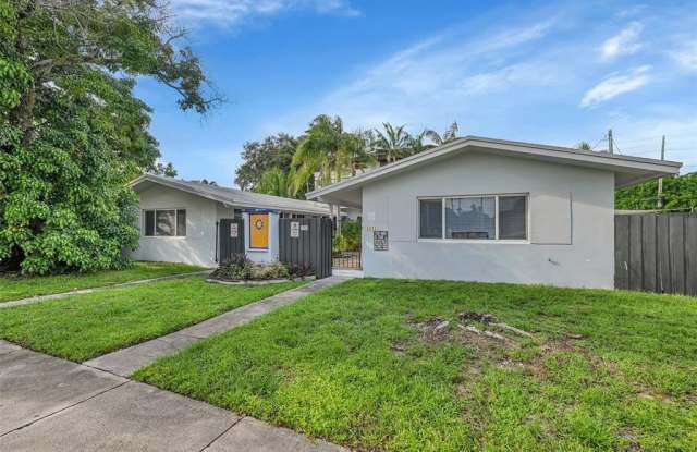 1021 NE 2nd St - 1021 Northeast 2nd Street, Fort Lauderdale, FL 33301