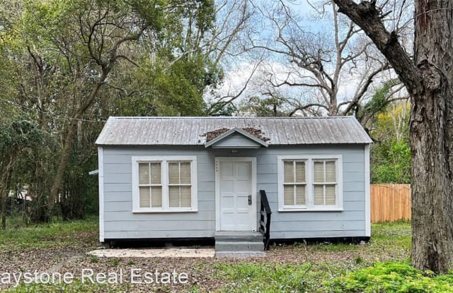 5433 Leaming Ave - 5433 Leaming Avenue, Jacksonville, FL 32254