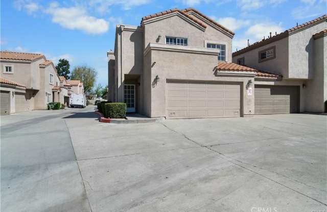 1081 E Grand Avenue photos photos