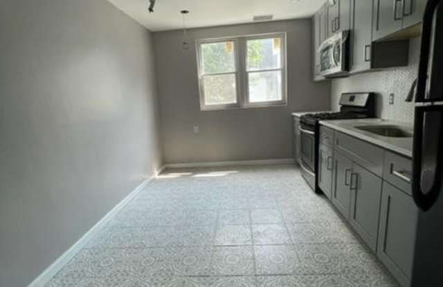 2555 GRAYS FERRY Avenue photos photos