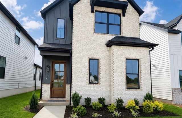 2316 S 31st Place Gallery 1