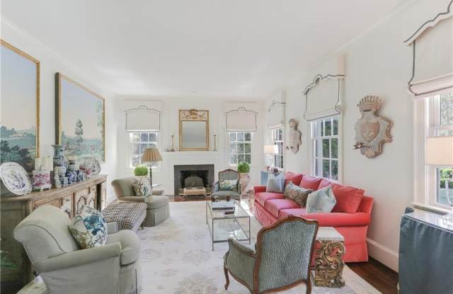 211 Nacoochee Drive NW Gallery 4