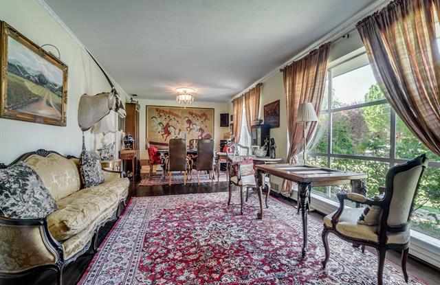 5934 Lakehurst Avenue Gallery 4