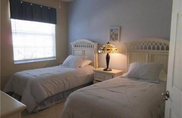 3993 Bishopwood Ct E Gallery 4